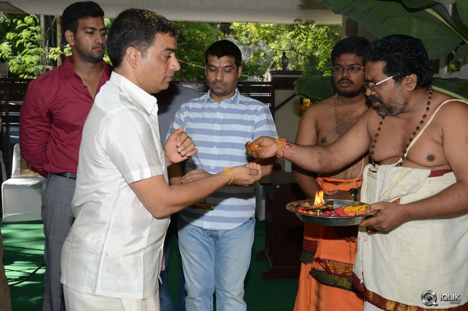 Supreme-Movie-Opening